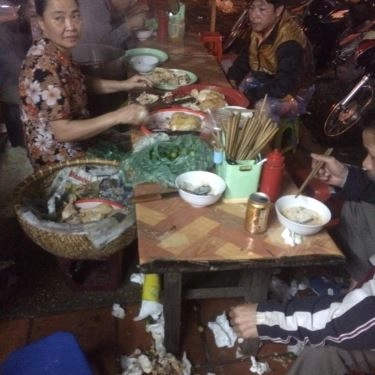Không gian- Quán Ăn Quán Bác Tươi - Phở Gà - TT Quỳnh Mai