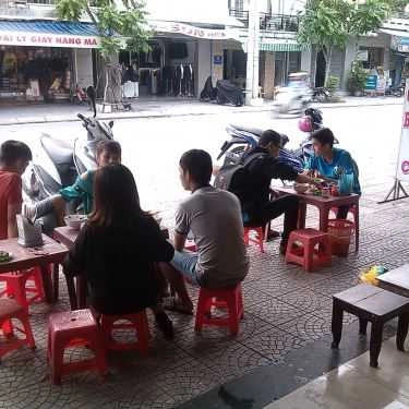 Không gian- Quán Ăn Quán Bánh Canh Cá Lóc - Điện Biên Phủ