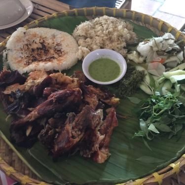 Món ăn- Quán Ăn Quán Bờ Kè - Gà Nướng & Cơm Cháy - Phan Đình Giót