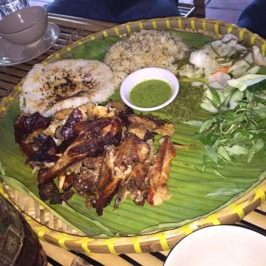 Món ăn- Quán Ăn Quán Bờ Kè - Gà Nướng & Cơm Cháy - Phan Đình Giót