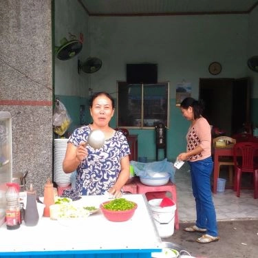 Không gian- Quán Ăn Quán Bún Cô Lành
