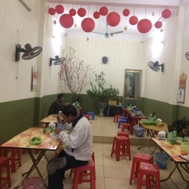 Không gian- Quán Ăn Hoa Béo - Bún, Miến & Bánh Đa Cua