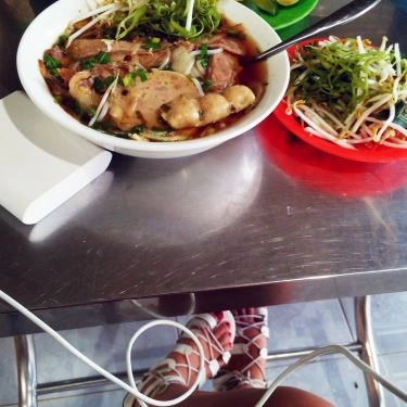 Món ăn- Quán Ăn Quán Cây Bàng - Bún Giò Heo & Bún Bò Huế