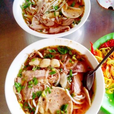 Món ăn- Quán Ăn Quán Cây Bàng - Bún Giò Heo & Bún Bò Huế