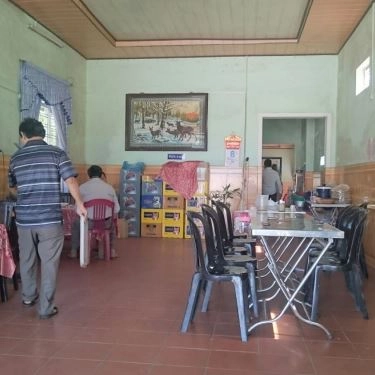 Không gian- Quán Ăn Hội Quán Cây Đa - Vịt Trời & Dê