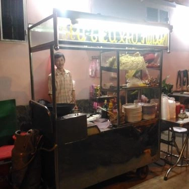 Không gian- Quán Ăn Hủ Tiếu Xào & Bún Xào