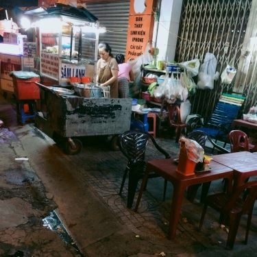 Không gian- Quán Ăn Hủ Tiếu Cô Bảy