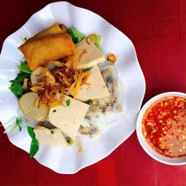 Món ăn- Quán Ăn Cô Tuyến - Bánh Ướt Chả Lụa