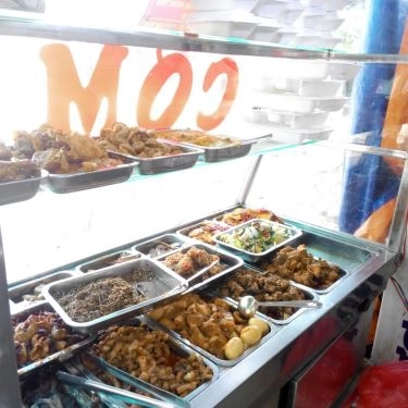 Món ăn- Quán Ăn Quán Bà Út - Hương Vị Miền Trung