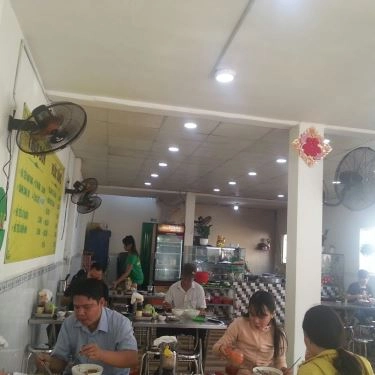 Không gian- Quán Ăn Quán Góc Phố 2 - Hủ Tiếu Nam Vang