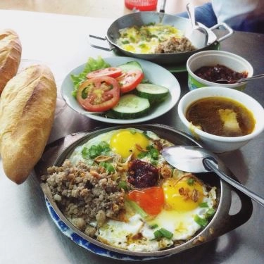 Món ăn- Quán Ăn Bánh Mì & Bánh Cuốn Liên