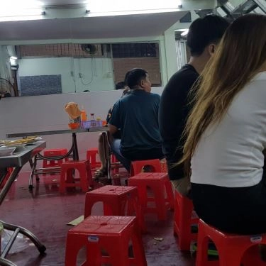 Không gian- Quán Ăn Quán Nghèo - Mì Xào, Hủ Tiếu Xào & Cơm Chiên