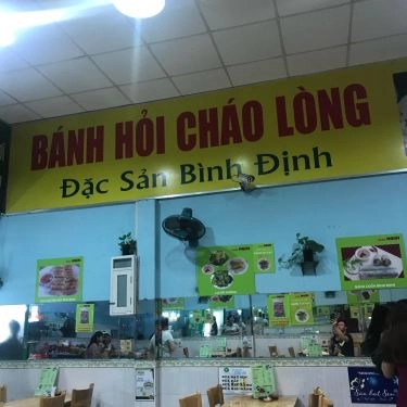 Không gian- Quán Ăn Quán Ngon - Bánh Hỏi Cháo Lòng & Bánh Canh Bột Gạo - Cây Trâm