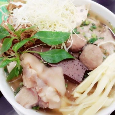 Món ăn- Quán Ăn Quán Ngon - Bún Bò Huế