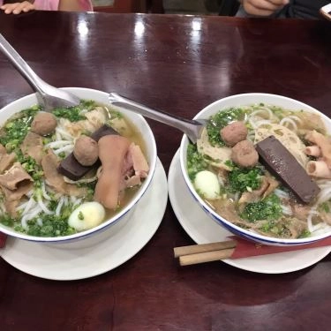 Món ăn- Quán Ăn Quán Ngon - Bún Bò Huế