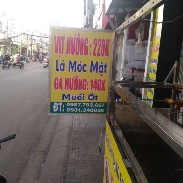 Tổng hợp- Quán Ăn Nguyễn Du - Vịt Nướng Lá Móc Mật & Gà Nướng Muối Ớt