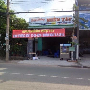 Không gian- Quán Ăn Quán Nướng Miền Tây