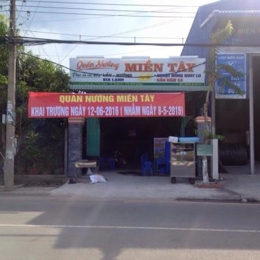 Không gian- Quán Ăn Quán Nướng Miền Tây