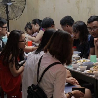 Tổng hợp- Quán Ăn Ốc Thủy Dương - Lạch Tray