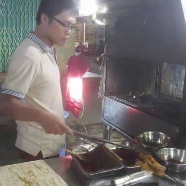 Không gian- Quán Ăn Quán Ốc Nướng