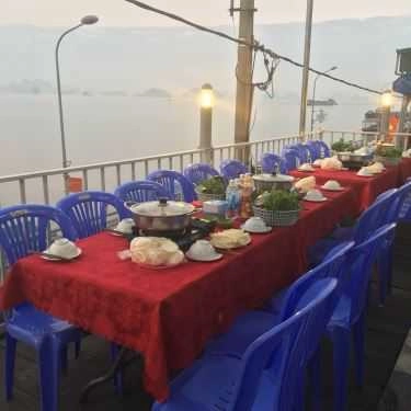 Không gian- Quán Ăn Phố Biển - Hải Sản Tươi Sống
