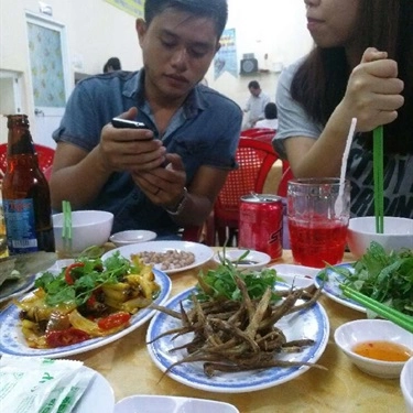 Tổng hợp- Quán Ăn Phố Biển - Triệu Quang Phục
