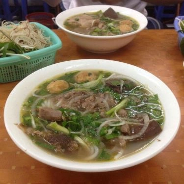 Món ăn- Quán Ăn Quán Quân - Bún Bò Giò Heo