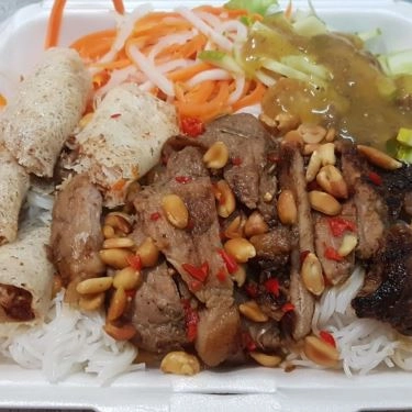 Món ăn- Quán Ăn Quán Sông Hương - Bún Bò Huế