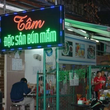 Tổng hợp- Quán Ăn Quán Tâm - Bún Mắm Thịt Quay