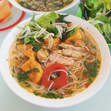 Món ăn- Quán Ăn Quán Thảo - Bún Ốc Cổ & Chè Nhiều Loại