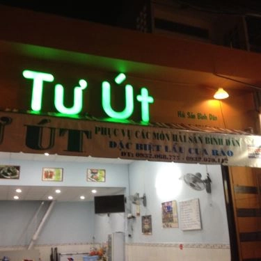 Không gian- Quán Ăn Quán Tư Út - Hải Sản Bình Dân
