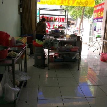 Không gian- Quán Ăn Quán Út - Bún Riêu Cua Ốc