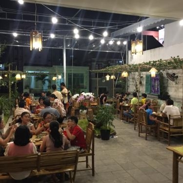 Không gian- Nhà Hàng Quê Má - Rooftop Garden Restaurant