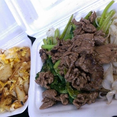 Món ăn- Quán Ăn Quyền Ký - Bột Chiên & Mì Xào