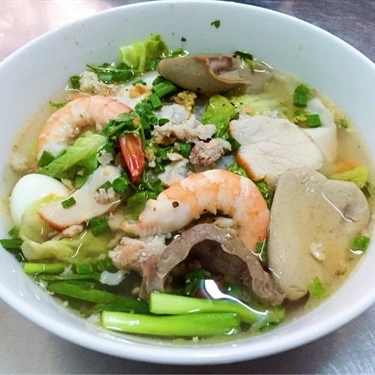 Món ăn- Quán Ăn Quyền Ký Mì Gia - Nguyễn Thiện Thuật