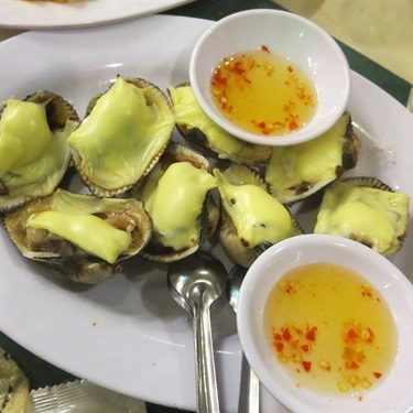 Tổng hợp- Quán Ăn Quỳnh Quán - Hải Sản Tươi Sống