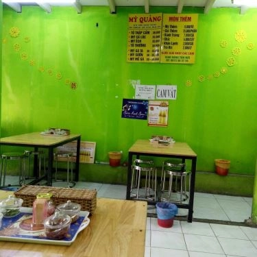 Không gian- Quán Ăn Rất Quảng Quán 4 - Mỳ Quảng