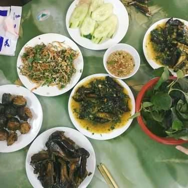 Món ăn- Sam Bà Tỵ