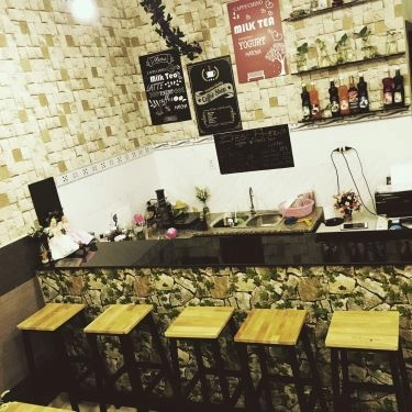 Không gian- Quán Ăn Smile House - Bún Đậu Mắm Tôm & Trà Sữa