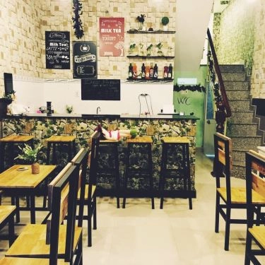 Không gian- Quán Ăn Smile House - Bún Đậu Mắm Tôm & Trà Sữa
