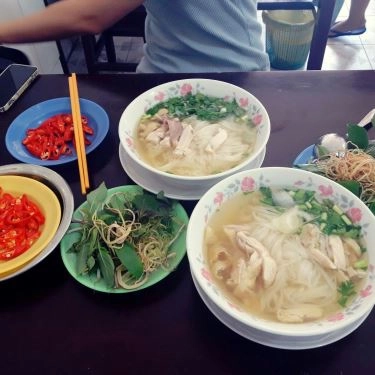 Món ăn- Quán Ăn Sơn Nga - Miến & Phở Gà - Nguyễn Trọng Tuyển