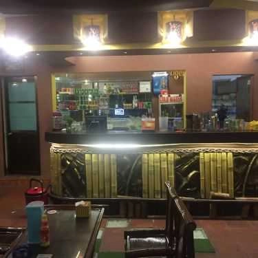 Không gian- Sun Hạ Long - Cơm Việt & Fastfood