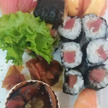 Món ăn- Quán Ăn Sushi Gõ Đeee