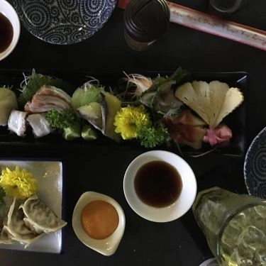 Món ăn- Quán Ăn Sushi Nhớ