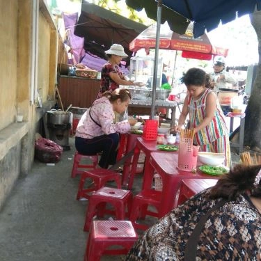 Không gian- Quán Ăn Tâm - Bún Riêu Cua & Thịt Chả