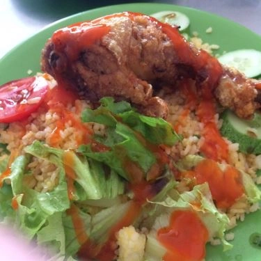 Món ăn- Quán Ăn Tám Trung 2 - Cơm Gà Xối Mỡ