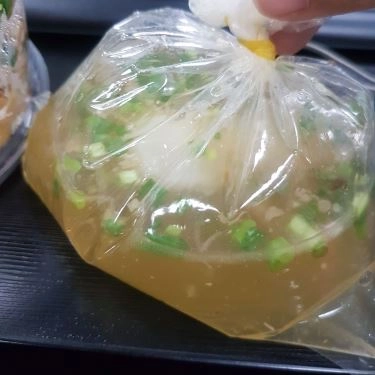 Món ăn- Quán Ăn Thái Bình Ký - Hủ Tiếu Xá Xíu & Bánh Tuyết Mochi