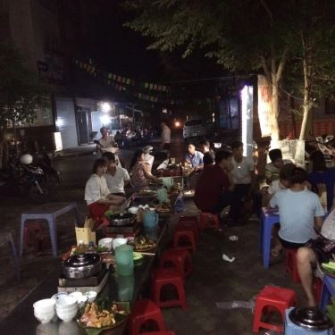 Không gian- Quán Ăn Thắng Kòi - Bún Đậu & Lẩu Nướng