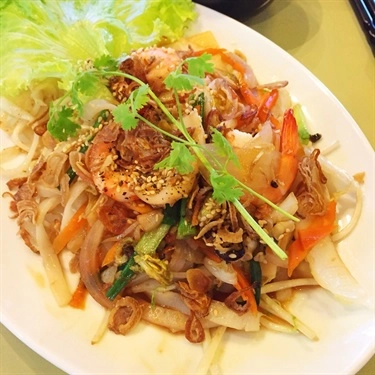 Món ăn- Quán Ăn The Roll - Hương Vị Huế