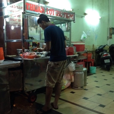 Không gian- Quán Ăn Thuận Lợi - Hủ Tiếu Mì